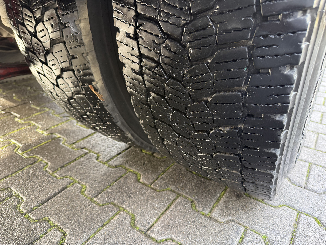 Volvo FM330 Kran Effer 165 bis 20 Meter - Xe tải thùng lửng/ Phẳng, Xe cẩu tự hành: hình 3 Volvo FM330 Kran Effer 165 bis 20 Meter - Xe tải thùng lửng/ Phẳng, Xe cẩu tự hành: hình 3