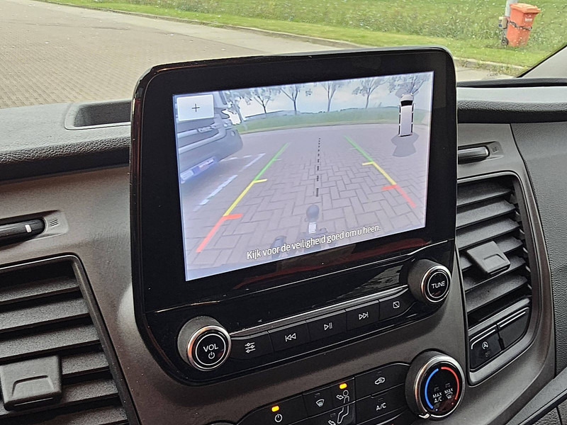 Cho thuê Ford Transit 2.0 L2H1 Dub.-Cab. Ford Transit 2.0 L2H1 Dub.-Cab.: hình 18 Cho thuê Ford Transit 2.0 L2H1 Dub.-Cab. Ford Transit 2.0 L2H1 Dub.-Cab.: hình 18