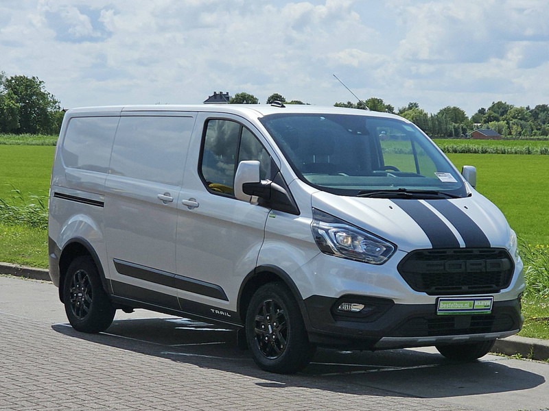 Ford Transit Custom 2.0 L1H1 TRAIL-EDITION! - Xe van nhỏ gọn: hình 5 Ford Transit Custom 2.0 L1H1 TRAIL-EDITION! - Xe van nhỏ gọn: hình 5