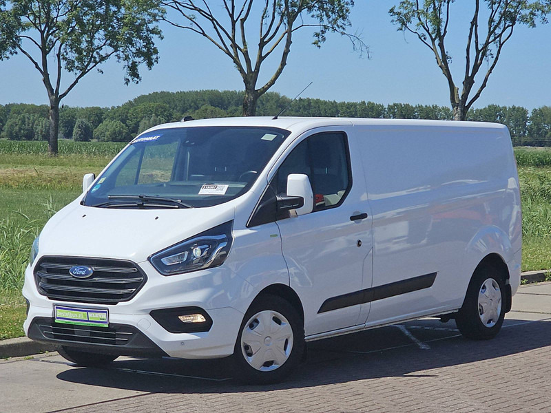Ford Transit Custom 2.0 L2H1 Navi Trekhaak - Xe van nhỏ gọn: hình 2 Ford Transit Custom 2.0 L2H1 Navi Trekhaak - Xe van nhỏ gọn: hình 2