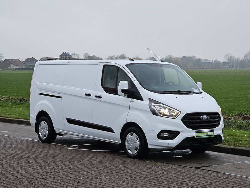 Ford Transit Custom 2.0 TDCI 130 TREND L2 - Xe van nhỏ gọn: hình 5 Ford Transit Custom 2.0 TDCI 130 TREND L2 - Xe van nhỏ gọn: hình 5