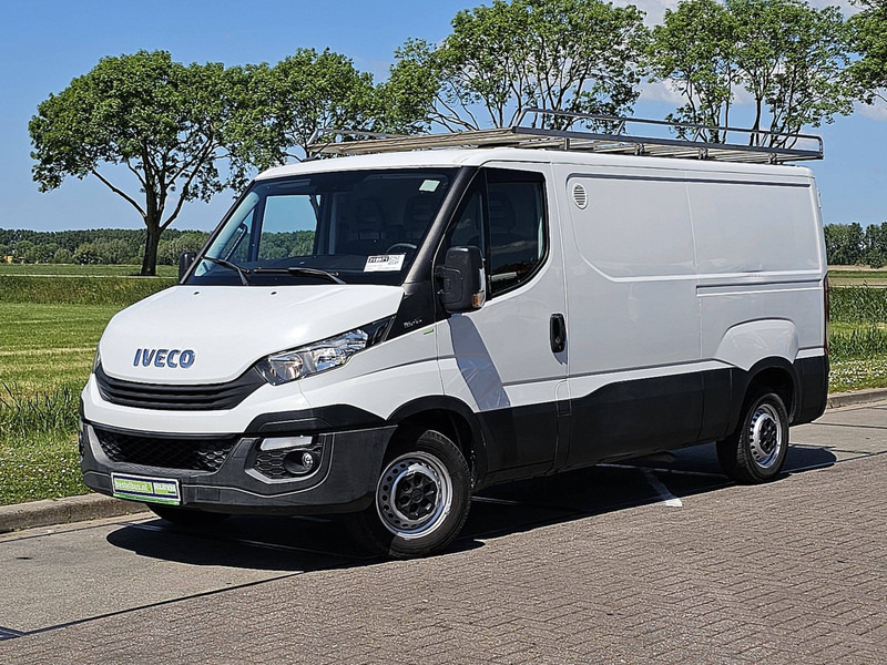 Iveco Daily 35 S - Xe van chở hàng: hình 2 Iveco Daily 35 S - Xe van chở hàng: hình 2