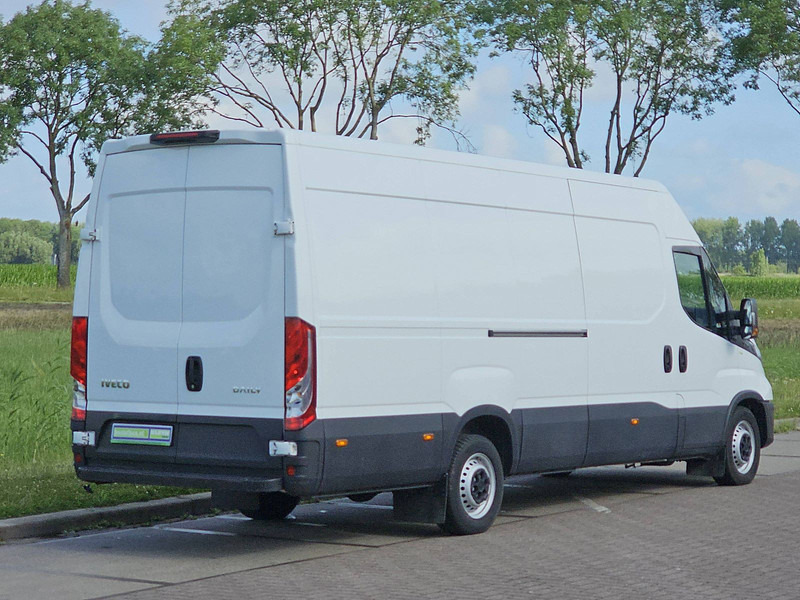 Iveco Daily 35S16 Maxi L4H2 Airco - Xe van chở hàng: hình 3 Iveco Daily 35S16 Maxi L4H2 Airco - Xe van chở hàng: hình 3
