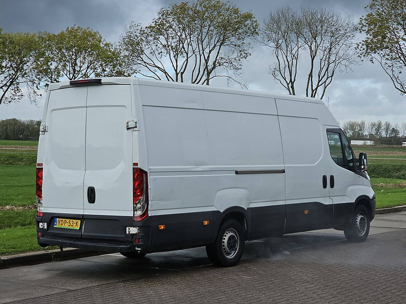 Iveco Daily - Xe van chở hàng: hình 3 Iveco Daily - Xe van chở hàng: hình 3