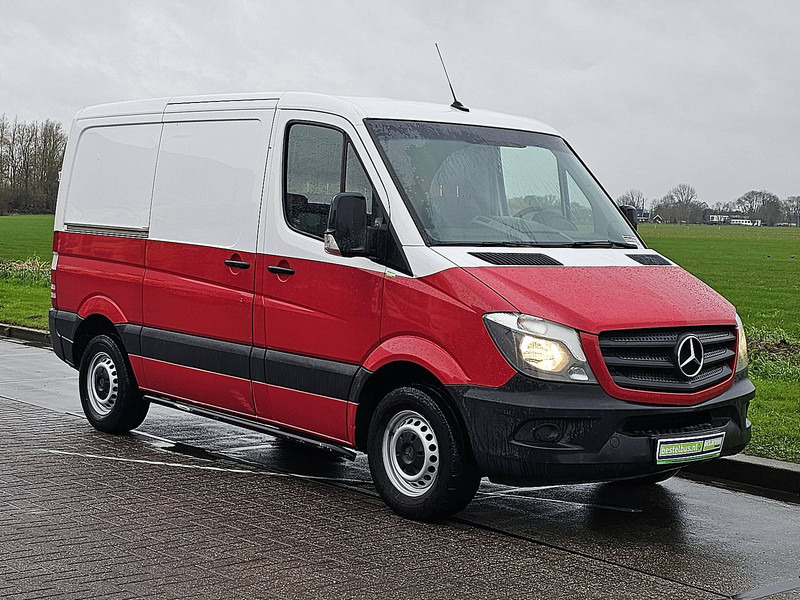 Mercedes-Benz Sprinter 214 CDI L1H1 - Xe van nhỏ gọn: hình 5 Mercedes-Benz Sprinter 214 CDI L1H1 - Xe van nhỏ gọn: hình 5