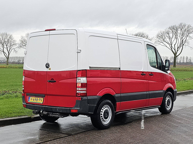 Mercedes-Benz Sprinter 214 CDI L1H1 - Xe van nhỏ gọn: hình 3 Mercedes-Benz Sprinter 214 CDI L1H1 - Xe van nhỏ gọn: hình 3