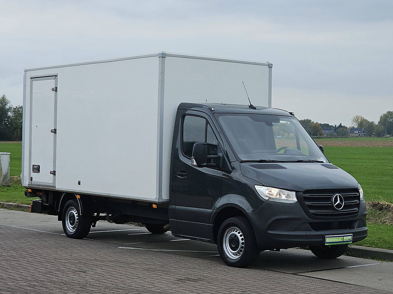 Mercedes-Benz Sprinter 314 Bakwagen Laadklep! - Xe tải nhỏ thùng kín: hình 5 Mercedes-Benz Sprinter 314 Bakwagen Laadklep! - Xe tải nhỏ thùng kín: hình 5