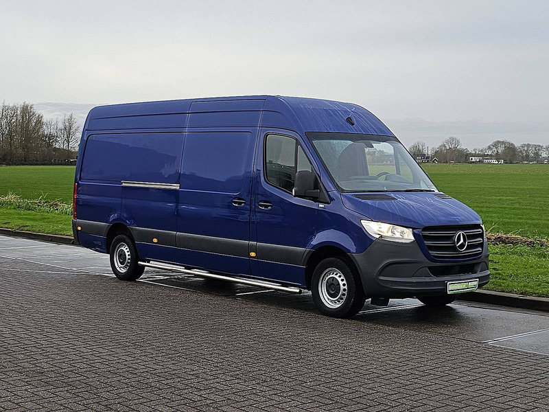 Mercedes-Benz Sprinter 314 CDI 2.2 AUT. L3H2 - Xe van chở hàng: hình 5 Mercedes-Benz Sprinter 314 CDI 2.2 AUT. L3H2 - Xe van chở hàng: hình 5