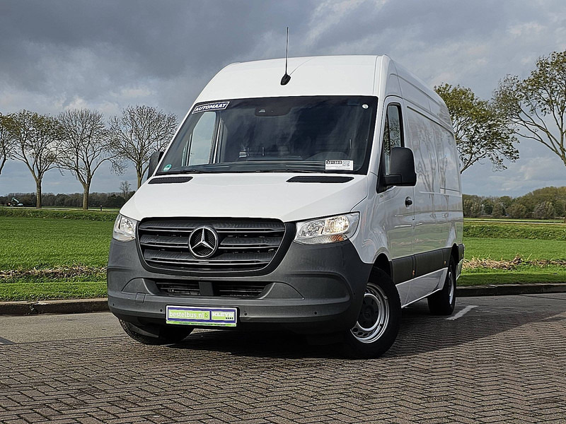 Mercedes-Benz Sprinter 314 L2H2 Mbux RWD - Xe van chở hàng: hình 1 Mercedes-Benz Sprinter 314 L2H2 Mbux RWD - Xe van chở hàng: hình 1