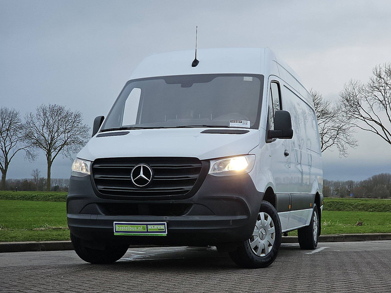 Mercedes-Benz Sprinter 315 L2H2 RWD Airco Euro6 - Xe van nhỏ gọn: hình 1 Mercedes-Benz Sprinter 315 L2H2 RWD Airco Euro6 - Xe van nhỏ gọn: hình 1