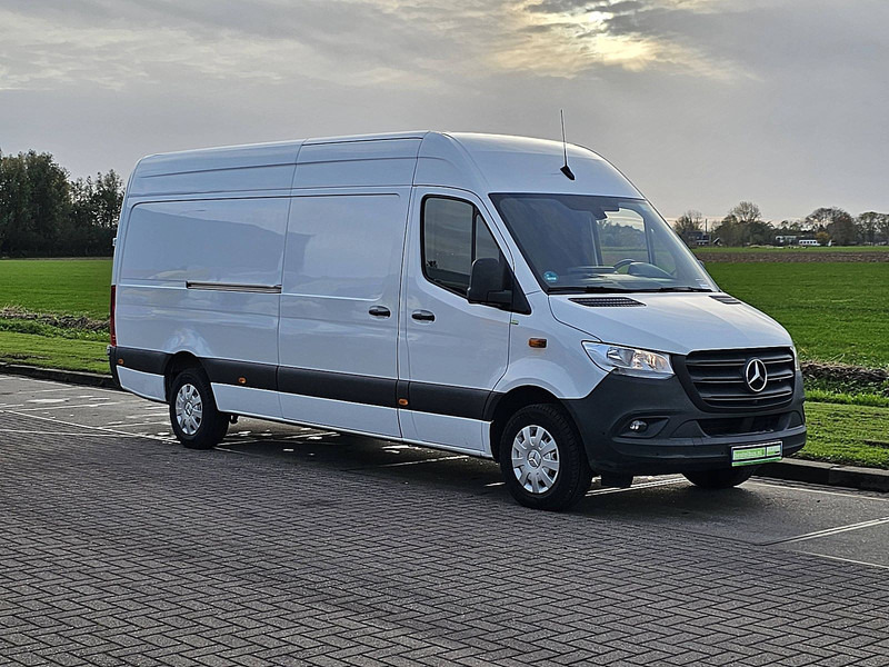 Mercedes-Benz Sprinter 315 L3H2 Mbux Navi Euro6 - Xe van chở hàng: hình 5 Mercedes-Benz Sprinter 315 L3H2 Mbux Navi Euro6 - Xe van chở hàng: hình 5