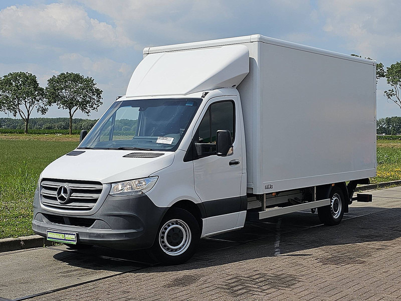 Mercedes-Benz Sprinter 316 Bakwagen Laadklep! - Xe tải nhỏ thùng kín: hình 2 Mercedes-Benz Sprinter 316 Bakwagen Laadklep! - Xe tải nhỏ thùng kín: hình 2