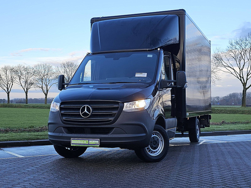 Mercedes-Benz Sprinter 316 Bakwagen Laadklep - Xe tải nhỏ thùng kín: hình 1 Mercedes-Benz Sprinter 316 Bakwagen Laadklep - Xe tải nhỏ thùng kín: hình 1