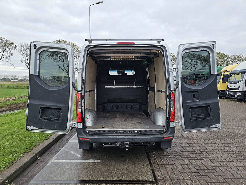 Xe van nhỏ gọn Mercedes-Benz Sprinter 316 L1H1 Trekhaak Mbux: hình 12 Xe van nhỏ gọn Mercedes-Benz Sprinter 316 L1H1 Trekhaak Mbux: hình 12