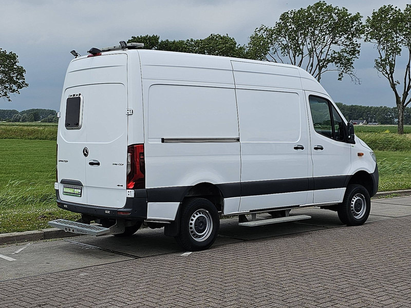 Mercedes-Benz Sprinter 316 L2H2 Mbux 4x4 Autom! - Xe van chở hàng: hình 3 Mercedes-Benz Sprinter 316 L2H2 Mbux 4x4 Autom! - Xe van chở hàng: hình 3