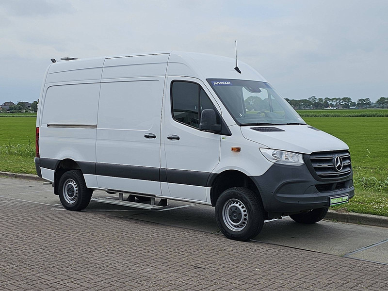 Mercedes-Benz Sprinter 316 L2H2 Mbux 4x4 Autom! - Xe van chở hàng: hình 5 Mercedes-Benz Sprinter 316 L2H2 Mbux 4x4 Autom! - Xe van chở hàng: hình 5
