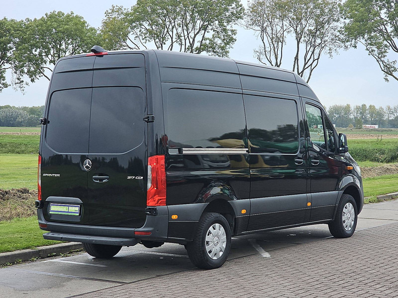 Mercedes-Benz Sprinter 317 L2H2 Mbux 360camera! - Xe van chở hàng: hình 3 Mercedes-Benz Sprinter 317 L2H2 Mbux 360camera! - Xe van chở hàng: hình 3
