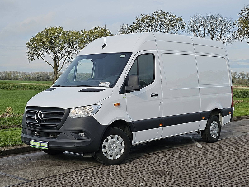 Mercedes-Benz Sprinter 317 L2H2 Mbux Navi RWD! - Xe van chở hàng: hình 2 Mercedes-Benz Sprinter 317 L2H2 Mbux Navi RWD! - Xe van chở hàng: hình 2