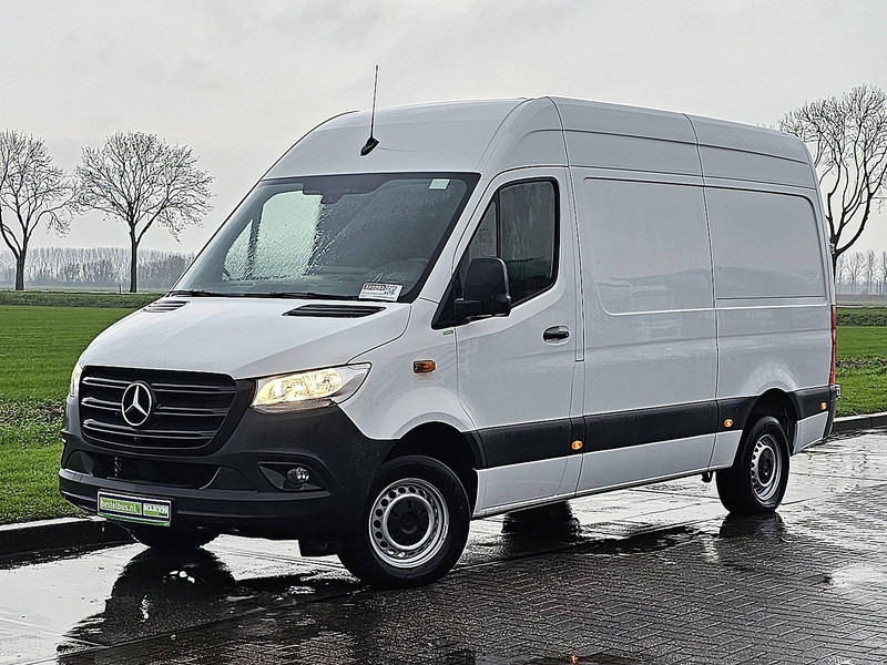 Mercedes-Benz Sprinter 317 L2H2 Mbux Navi RWD! - Xe van chở hàng: hình 2 Mercedes-Benz Sprinter 317 L2H2 Mbux Navi RWD! - Xe van chở hàng: hình 2