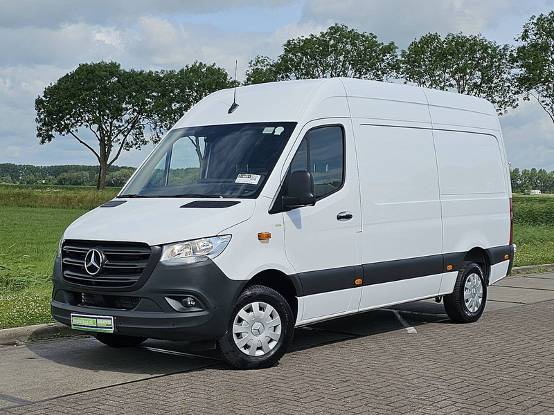 Mercedes-Benz Sprinter 317 L2H2 Navi Mbux - Xe van chở hàng: hình 2 Mercedes-Benz Sprinter 317 L2H2 Navi Mbux - Xe van chở hàng: hình 2