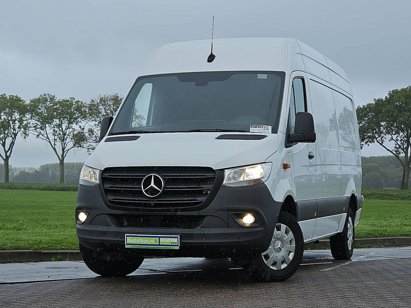 Mercedes-Benz Sprinter 317 L2H2 Navi RWD - Xe van chở hàng: hình 1 Mercedes-Benz Sprinter 317 L2H2 Navi RWD - Xe van chở hàng: hình 1