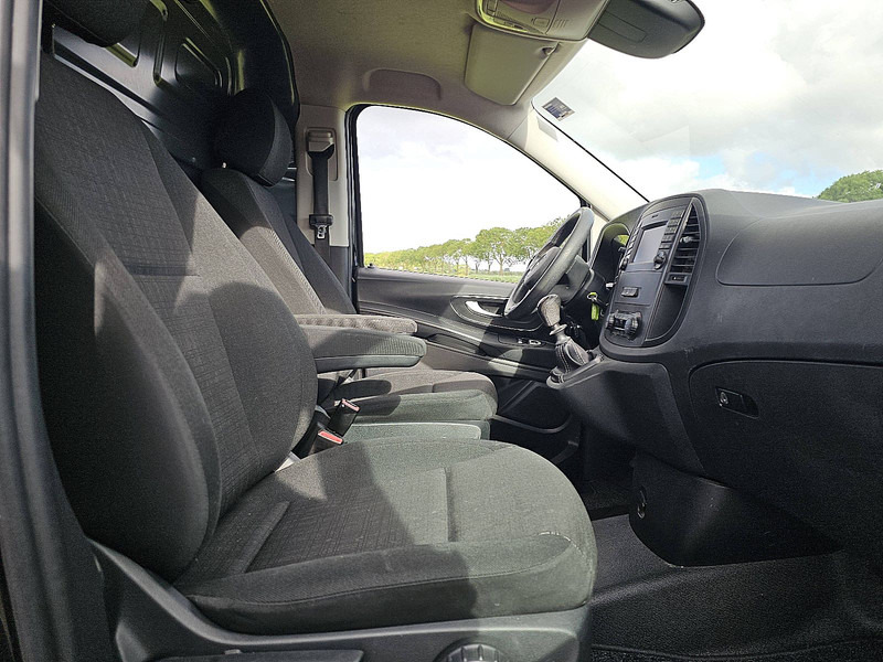 Xe van nhỏ gọn Mercedes-Benz Vito 111 CDI EDITION L2H1: hình 7