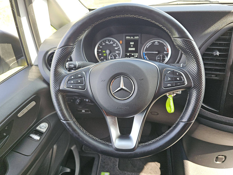 Xe van nhỏ gọn, Xe van điện Mercedes-Benz eVito  L2 66 kWh Long Range: hình 14