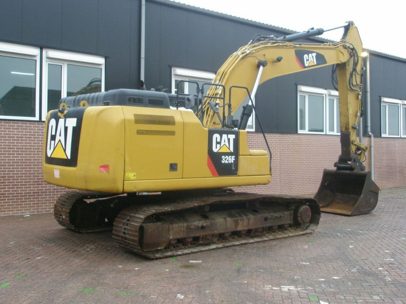 Caterpillar 326FL - Máy xúc bánh xích: hình 3 Caterpillar 326FL - Máy xúc bánh xích: hình 3