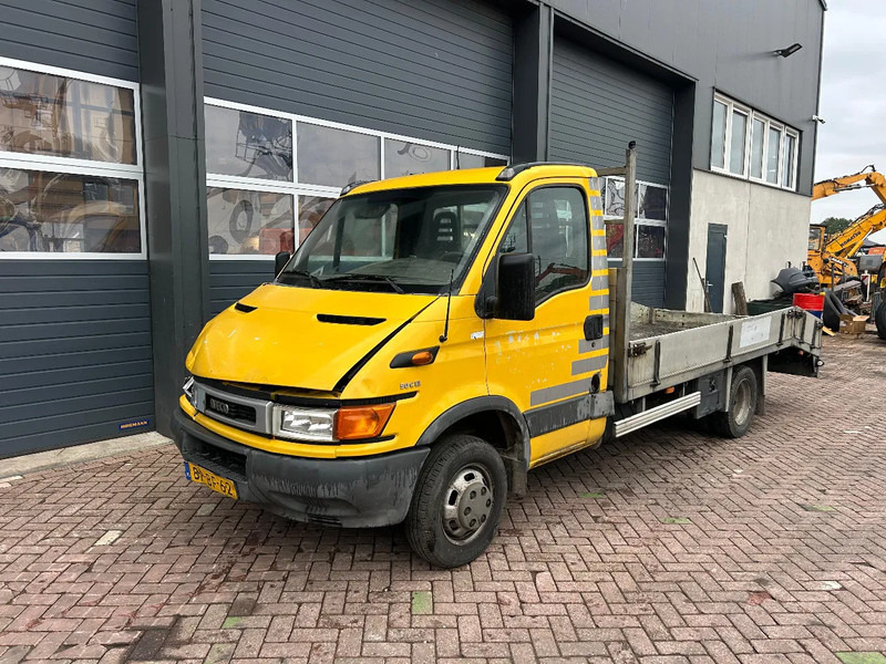 Iveco 50C13 - Xe tải chuyên chở tự động: hình 1 Iveco 50C13 - Xe tải chuyên chở tự động: hình 1