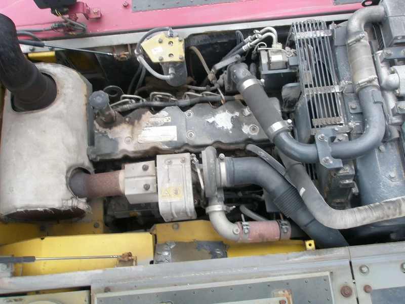 Máy xúc bánh xích Komatsu PC 210LC-8: hình 6
