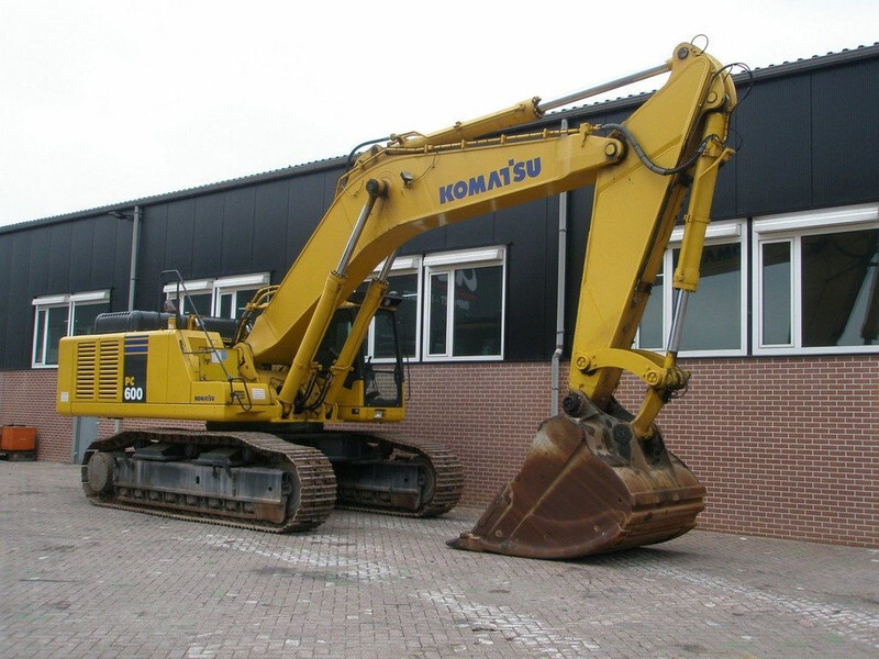 Komatsu PC 600LC-7K - Máy xúc bánh xích: hình 3 Komatsu PC 600LC-7K - Máy xúc bánh xích: hình 3