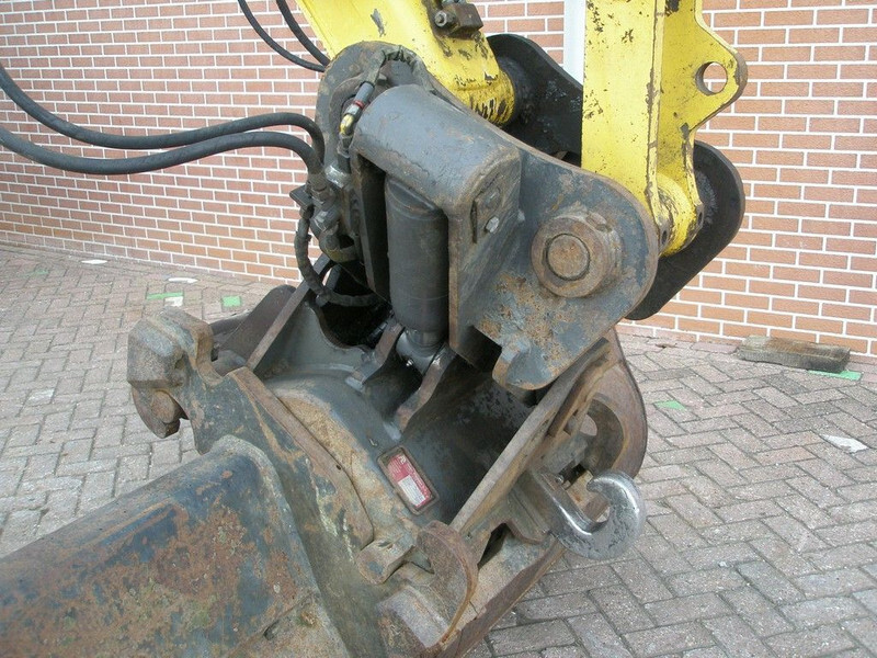 Komatsu PW140-7 - Máy xúc bánh lốp: hình 5 Komatsu PW140-7 - Máy xúc bánh lốp: hình 5