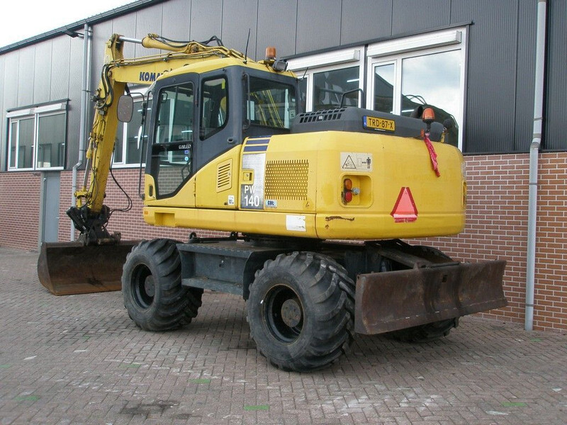 Komatsu PW140-7 - Máy xúc bánh lốp: hình 2 Komatsu PW140-7 - Máy xúc bánh lốp: hình 2