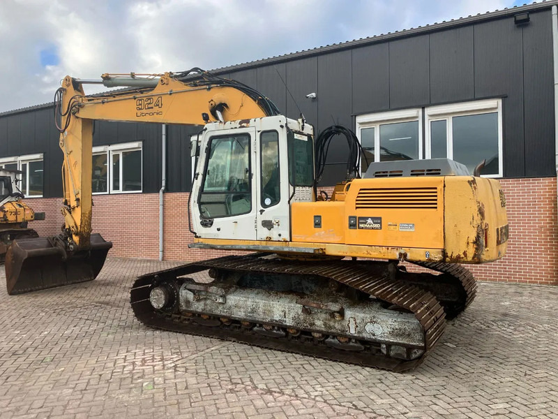 Liebherr 924 - Máy xúc bánh xích: hình 2 Liebherr 924 - Máy xúc bánh xích: hình 2