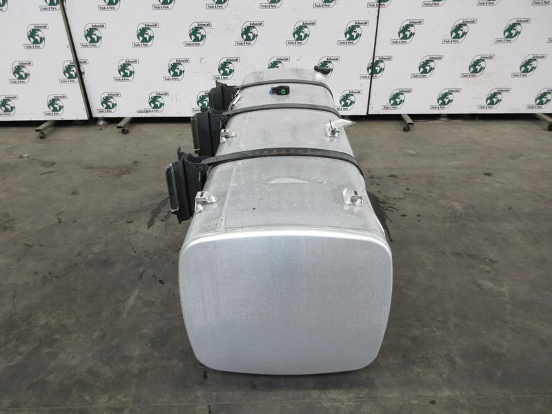 DAF 1944800 DIESELTANK DAF XF CF 480 EURO 6 845 LITER MODEL 2020 - Bình nhiên liệu cho Xe tải: hình 4 DAF 1944800 DIESELTANK DAF XF CF 480 EURO 6 845 LITER MODEL 2020 - Bình nhiên liệu cho Xe tải: hình 4
