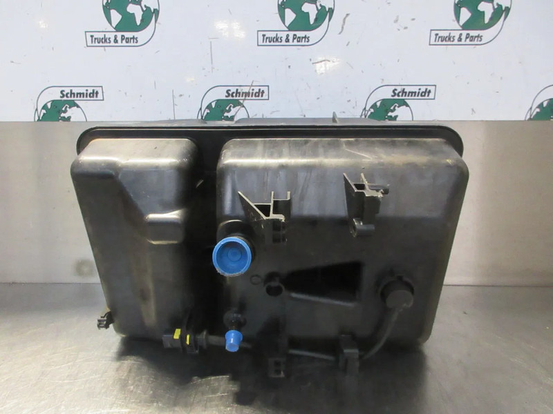 DAF 1960437 WATERTANK DAF CF XF 450 EURO 6 MODEL 2020 - Bình nước phụ cho Xe tải: hình 5 DAF 1960437 WATERTANK DAF CF XF 450 EURO 6 MODEL 2020 - Bình nước phụ cho Xe tải: hình 5