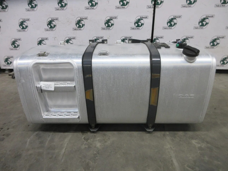 DAF 2041734 DIESELTANK 700 LITER DAF XF CF 480 EURO 6 MODEL 2020 - Bình nhiên liệu cho Xe tải: hình 5 DAF 2041734 DIESELTANK 700 LITER DAF XF CF 480 EURO 6 MODEL 2020 - Bình nhiên liệu cho Xe tải: hình 5