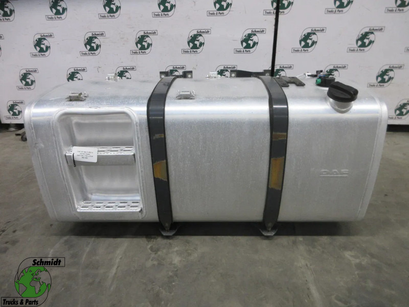 DAF 2041734 DIESELTANK 700 LITER DAF XF CF 480 EURO 6 MODEL 2020 - Bình nhiên liệu cho Xe tải: hình 1 DAF 2041734 DIESELTANK 700 LITER DAF XF CF 480 EURO 6 MODEL 2020 - Bình nhiên liệu cho Xe tải: hình 1