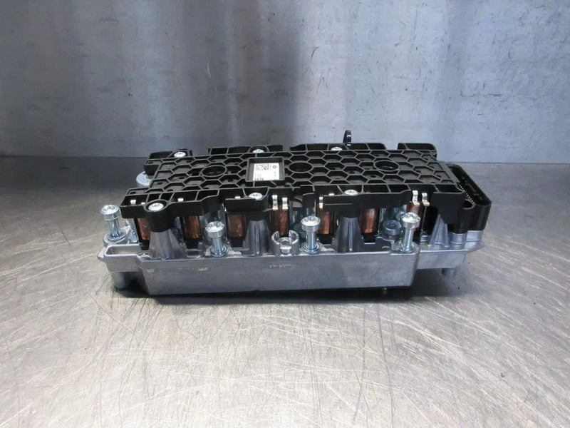 DAF 2425027 // 2396407 VENTIEL BLOK DAF XG XF CF XD NIEUWE & GEBRUIK - Ly hợp và các bộ phận cho Xe tải: hình 4 DAF 2425027 // 2396407 VENTIEL BLOK DAF XG XF CF XD NIEUWE & GEBRUIK - Ly hợp và các bộ phận cho Xe tải: hình 4