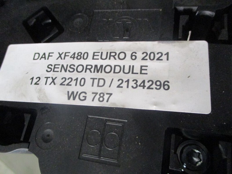 DAF XF480 2134296 SENSORMODULE 12 TX 2210 EURO 6 MODEL 2021 - Linh kiện điện cho Xe tải: hình 3 DAF XF480 2134296 SENSORMODULE 12 TX 2210 EURO 6 MODEL 2021 - Linh kiện điện cho Xe tải: hình 3