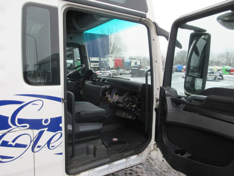 Cabin và nội thất cho Xe tải MAN MAN 18.500 TGX MODEL 2020 EURO 6: hình 12