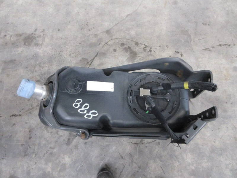 Mercedes-Benz A 960 470 40 15 // A 960 470 27 15 // A 960 470 28 15 AD BLUE TANK MERCEDES MP4 - Bình nhiên liệu cho Xe tải: hình 5 Mercedes-Benz A 960 470 40 15 // A 960 470 27 15 // A 960 470 28 15 AD BLUE TANK MERCEDES MP4 - Bình nhiên liệu cho Xe tải: hình 5