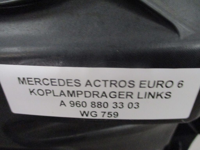 Mercedes-Benz A 960 880 33 03 Actros Mp4 Koplampdrager Links Nieuw en gebruikt! - Cabin và nội thất cho Xe tải: hình 2 Mercedes-Benz A 960 880 33 03 Actros Mp4 Koplampdrager Links Nieuw en gebruikt! - Cabin và nội thất cho Xe tải: hình 2