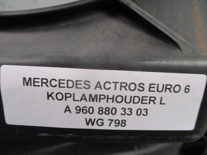 Mercedes-Benz A 960 880 33 03 Actros Mp4 Koplampdrager Links Nieuw en gebruikt! - Cabin và nội thất cho Xe tải: hình 4 Mercedes-Benz A 960 880 33 03 Actros Mp4 Koplampdrager Links Nieuw en gebruikt! - Cabin và nội thất cho Xe tải: hình 4
