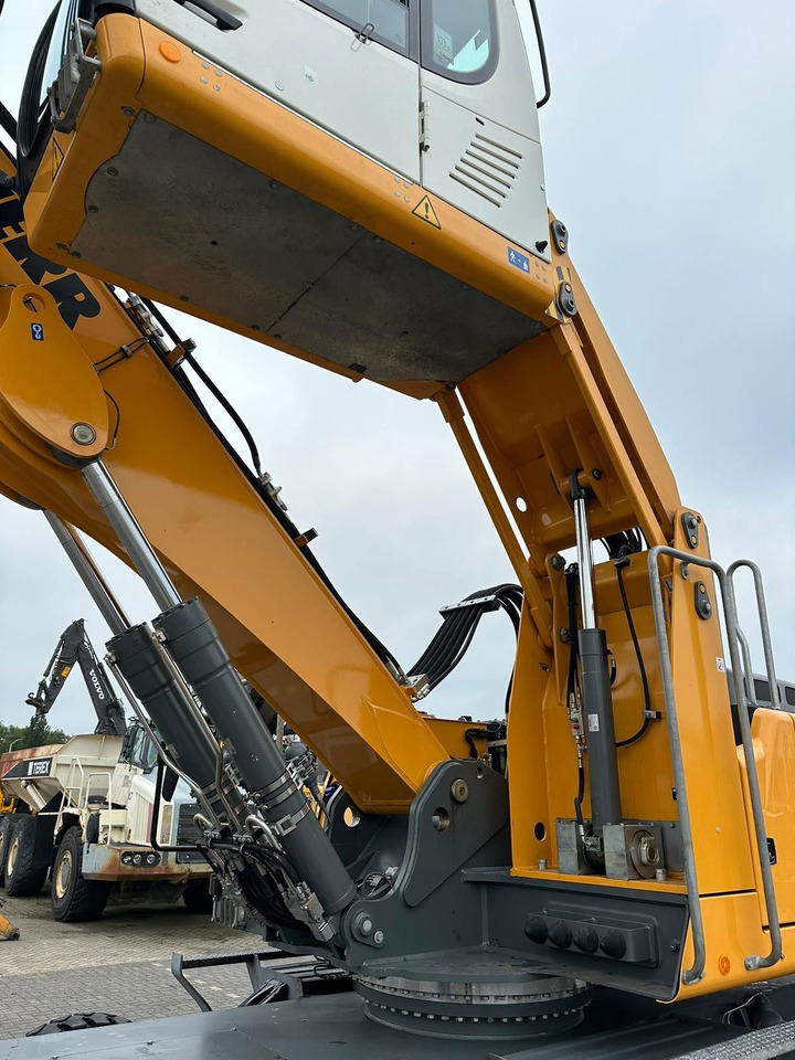 Liebherr LH 30 M - Máy cạp rác/ Công nghiệp: hình 2 Liebherr LH 30 M - Máy cạp rác/ Công nghiệp: hình 2