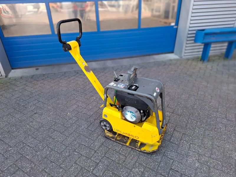 WACKER NEUSON 2550H / VIBROPLATE / 3.1KW / 166KG / 50X65CM / 2015 - Đính kèm cho Máy móc xây dựng: hình 3 WACKER NEUSON 2550H / VIBROPLATE / 3.1KW / 166KG / 50X65CM / 2015 - Đính kèm cho Máy móc xây dựng: hình 3