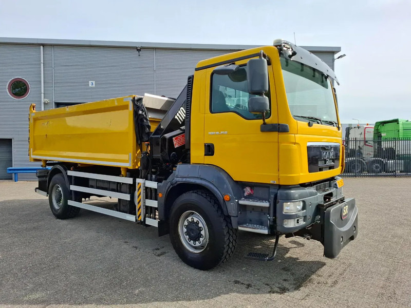 MAN TGM 18.250 / 4X4 / NL TRUCK / TUV:30-04-2026 / 118783 KM / HMF 1110 K2 / ROTATOR / GOOD TYRES / FULL-STEEL / DRUM BRAKES / MANUA - Xe ben, Xe cẩu tự hành: hình 4 MAN TGM 18.250 / 4X4 / NL TRUCK / TUV:30-04-2026 / 118783 KM / HMF 1110 K2 / ROTATOR / GOOD TYRES / FULL-STEEL / DRUM BRAKES / MANUA - Xe ben, Xe cẩu tự hành: hình 4