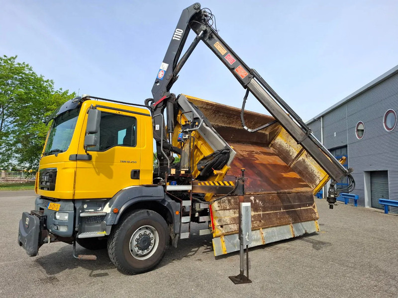 MAN TGM 18.250 / 4X4 / NL TRUCK / TUV:30-04-2026 / 118783 KM / HMF 1110 K2 / ROTATOR / GOOD TYRES / FULL-STEEL / DRUM BRAKES / MANUA - Xe ben, Xe cẩu tự hành: hình 2 MAN TGM 18.250 / 4X4 / NL TRUCK / TUV:30-04-2026 / 118783 KM / HMF 1110 K2 / ROTATOR / GOOD TYRES / FULL-STEEL / DRUM BRAKES / MANUA - Xe ben, Xe cẩu tự hành: hình 2