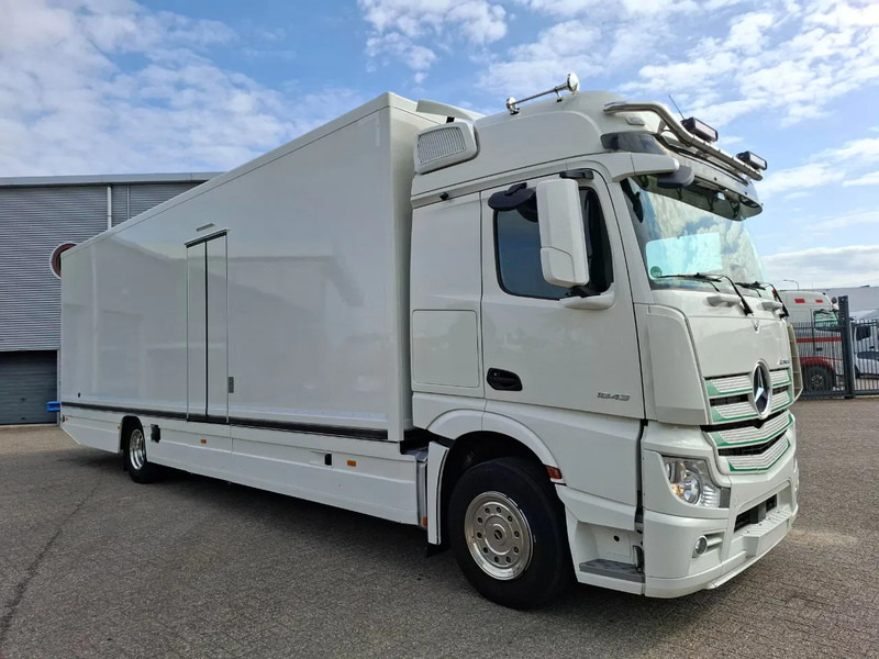 Mercedes-Benz Actros 1843 / GERMAN FLOWER TRUCK / 162021 KM / ISOLATED BOX / COOL & HEATED / NAVI / PLATFORM 1500 KG / TOP CONDITION / FULL-AI - Xe tải bán hàng: hình 2 Mercedes-Benz Actros 1843 / GERMAN FLOWER TRUCK / 162021 KM / ISOLATED BOX / COOL & HEATED / NAVI / PLATFORM 1500 KG / TOP CONDITION / FULL-AI - Xe tải bán hàng: hình 2