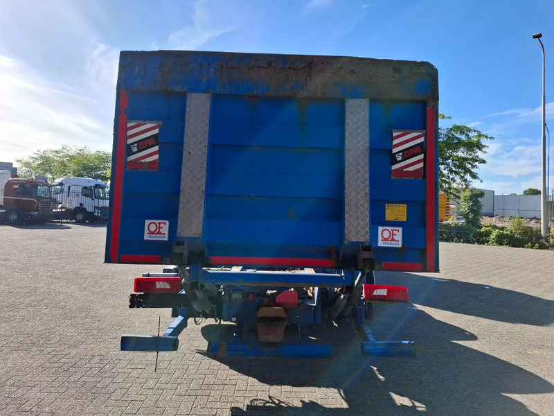Scania R580 V8 / RETARDER / LIFT+LENKACHSE / FULL-AIR / PLATFORM 2000 KG / LEATHER / AIRCO / AUTOMATIC / EURO-6 / 2015 - Xe tải khung gầm: hình 4 Scania R580 V8 / RETARDER / LIFT+LENKACHSE / FULL-AIR / PLATFORM 2000 KG / LEATHER / AIRCO / AUTOMATIC / EURO-6 / 2015 - Xe tải khung gầm: hình 4